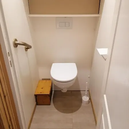 Standing Branly Apartment